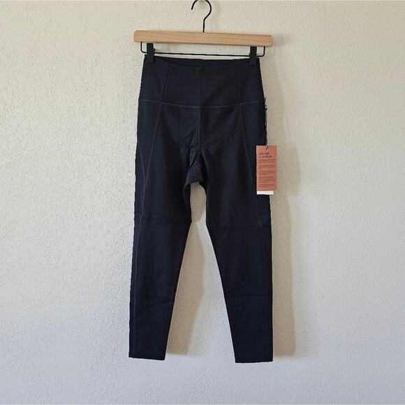 NWT Girlfriend Collective Black High Rise Legging - Picture 2 of 7